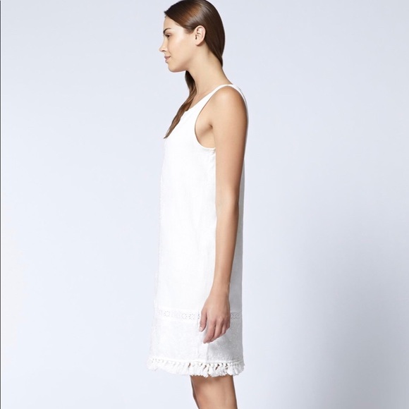 ❌SOLD❌Sanctuary white Boheme Eyelet Shift Dress - Picture 3 of 9